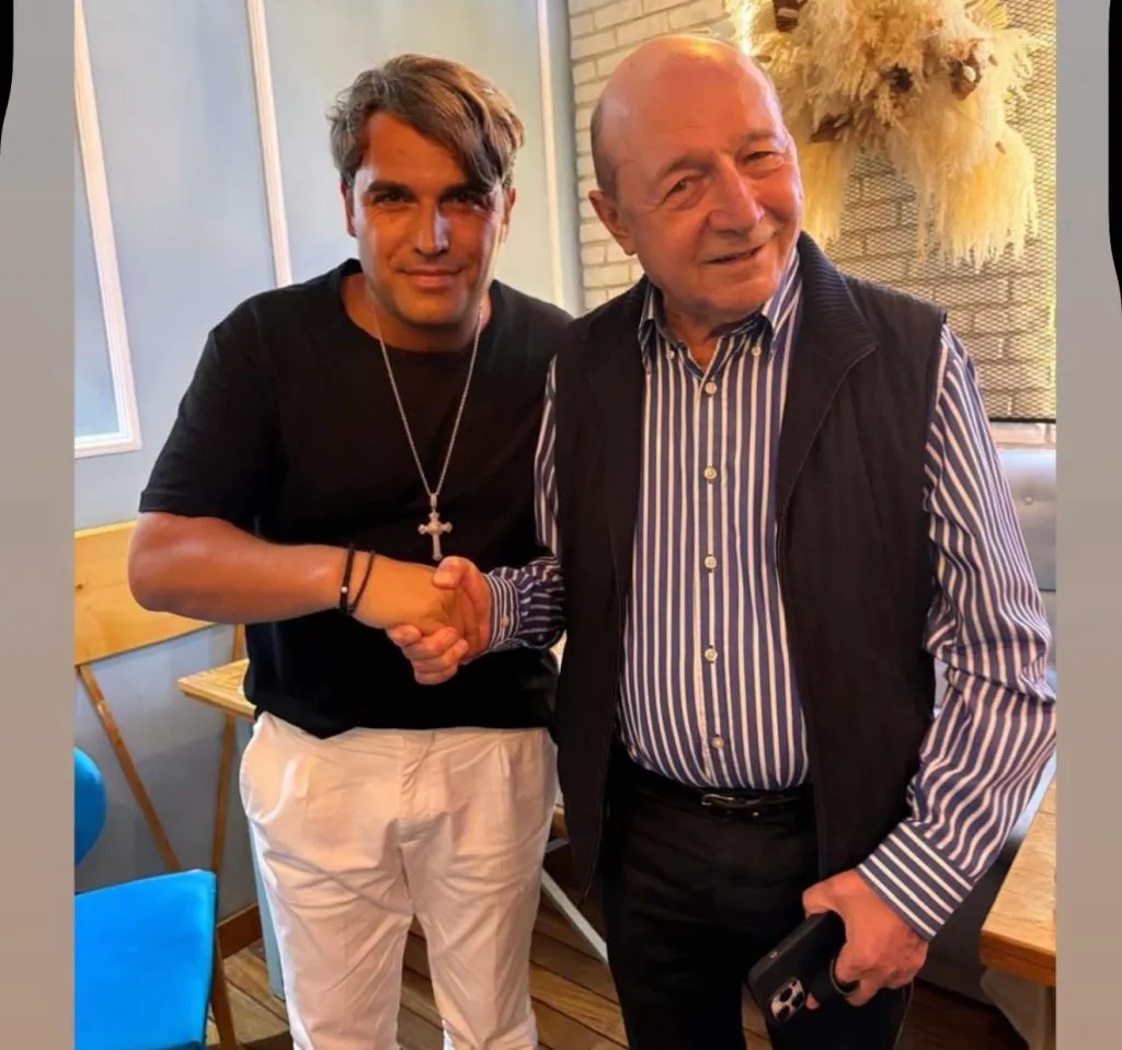 Primele imagini cu Maria Băsescu, după mulți ani. Fosta primă doamnă și-a păstrat eleganța – Video