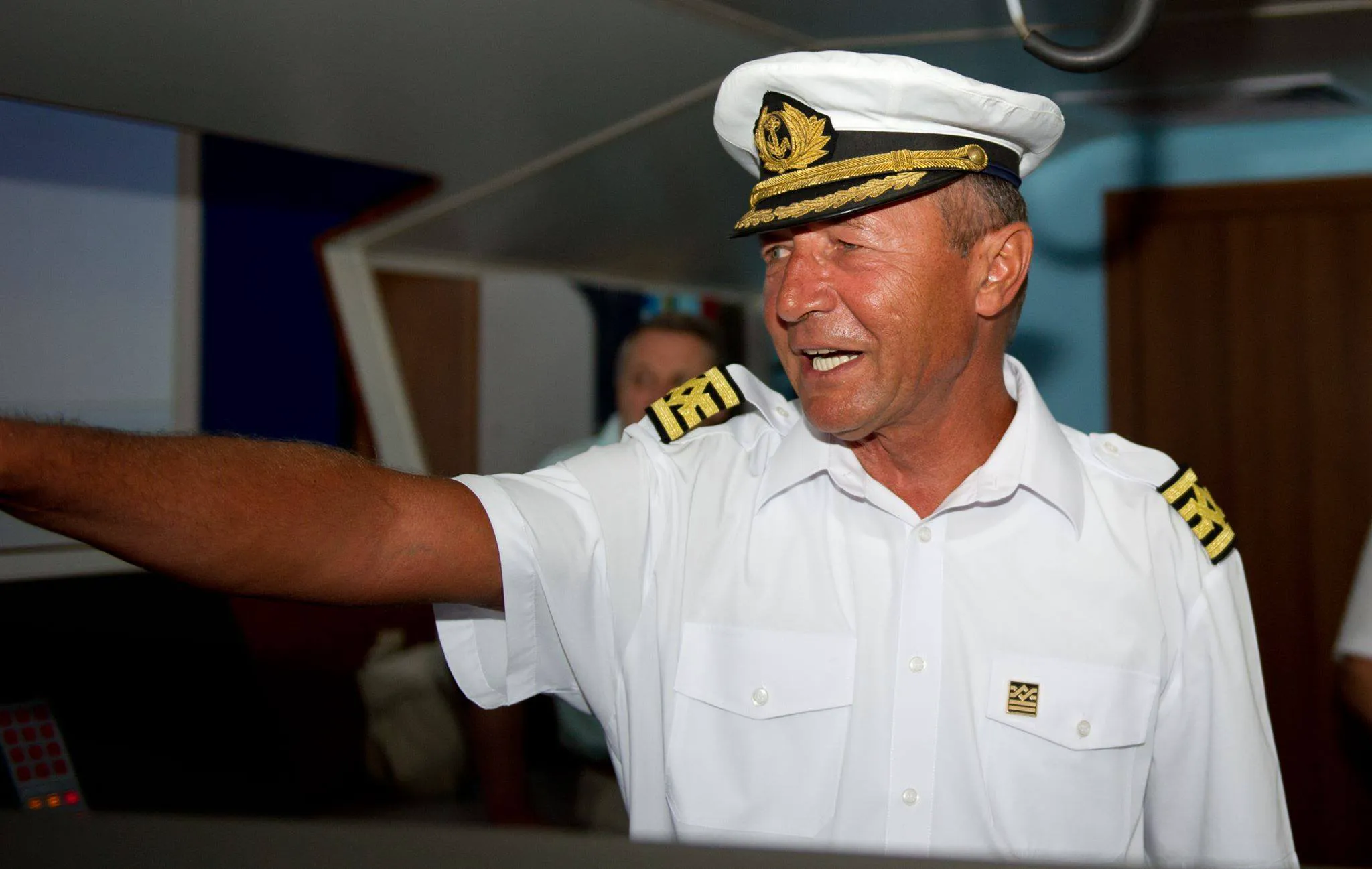 Traian Băsescu spune că dacă era cârma navei „Titanic”, nu se scufunda. Dă și explicația 