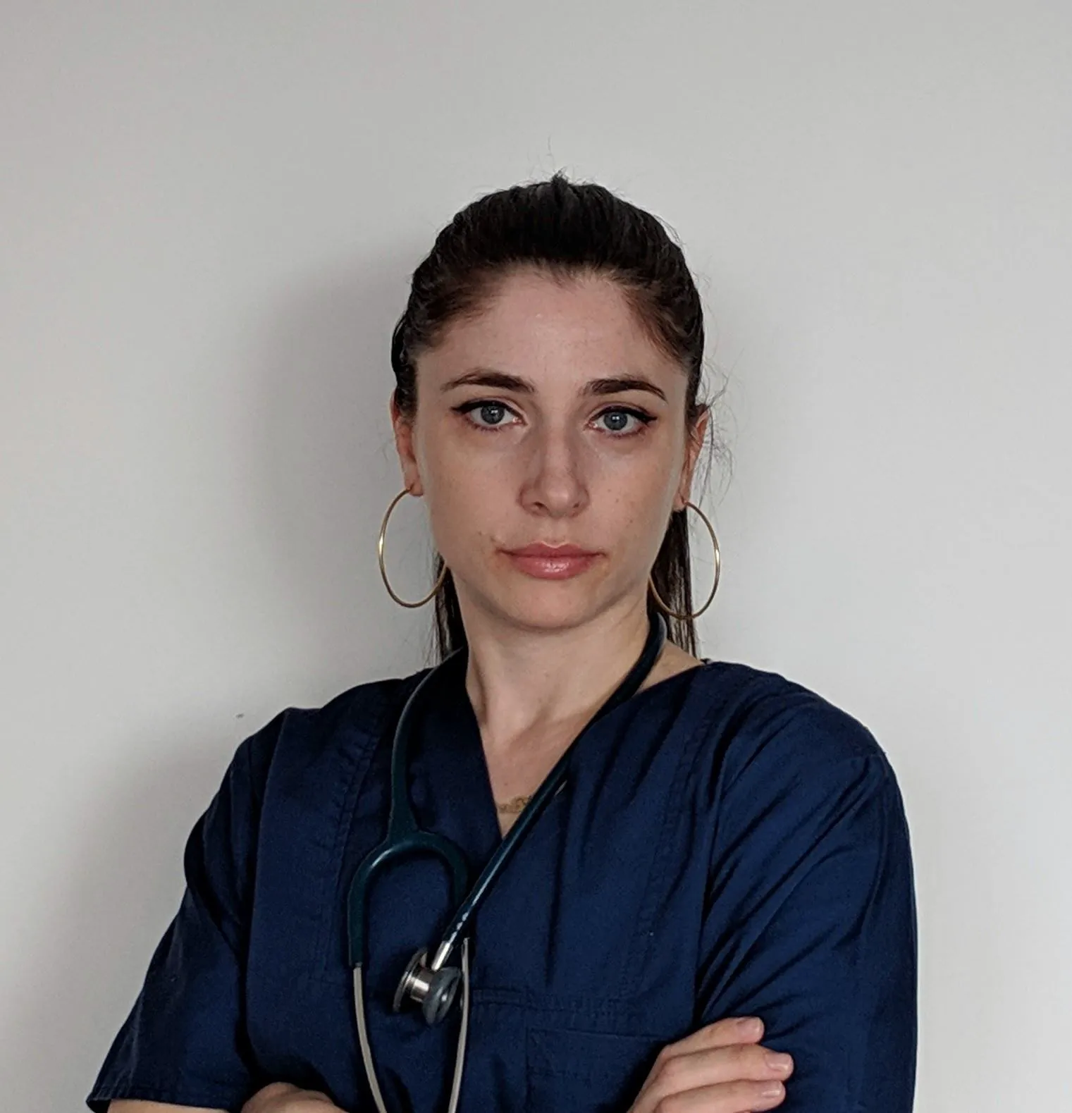 Un doctor cardiolog avertizează asupra pericolului din gospodărie: „Ne otrăvim singuri”