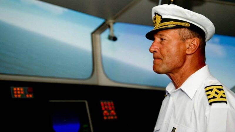 Traian Băsescu spune că dacă era la cârma navei „Titanic”, nu se scufunda. Dă și explicația