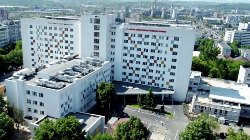 Războiul pe chiuvete. Șeful Consiliului Județean Iași se contrazice cu ministrul Sănătății în scandalul copiilor morți în spital