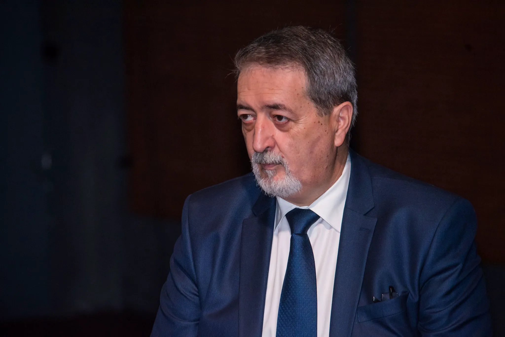 Incident grav într-o ambulanță Sabif. Pacientul a atacat echipajul medical