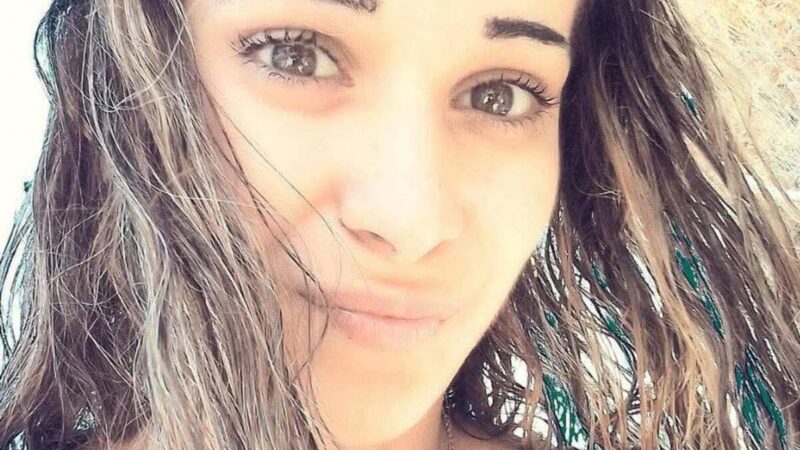 Elena s-a spânzurat într-o pușcărie din Italia. Visase să fie vedetă, dar a devenit prostituată