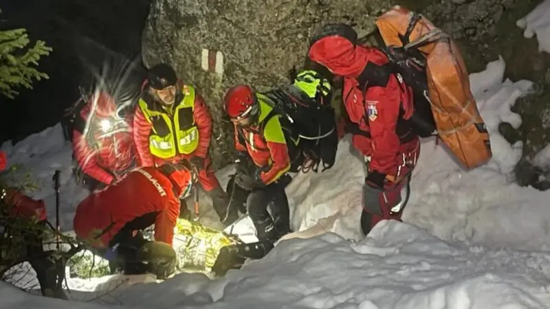 Descoperire dramatică despre tânăra care a căzut într-o râpă de 250 de metri la Piatra Craiului. Ar fi fost păcălită