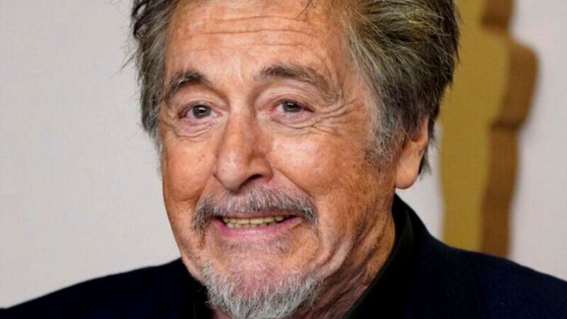 Al Pacino se întoarce. S-a transformat într-un șef mafiot elegant și misterios
