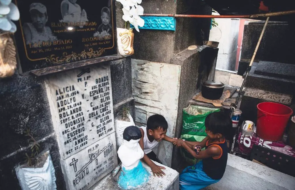 Cimitirul din Manila, casa celor vii printre morți. Un adevărat oraș în oraș