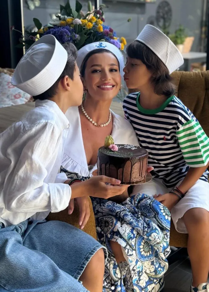 Părăsit de Bianca Drăgușanu, Gabi Bădălău trăiește din plin rolul de tată. Povestește cum și-a recăpătat copiii 3 Gabi Bădălău, un alt om după despărțirea de Bianca Drăgușanu. Copiii joacă un rol important