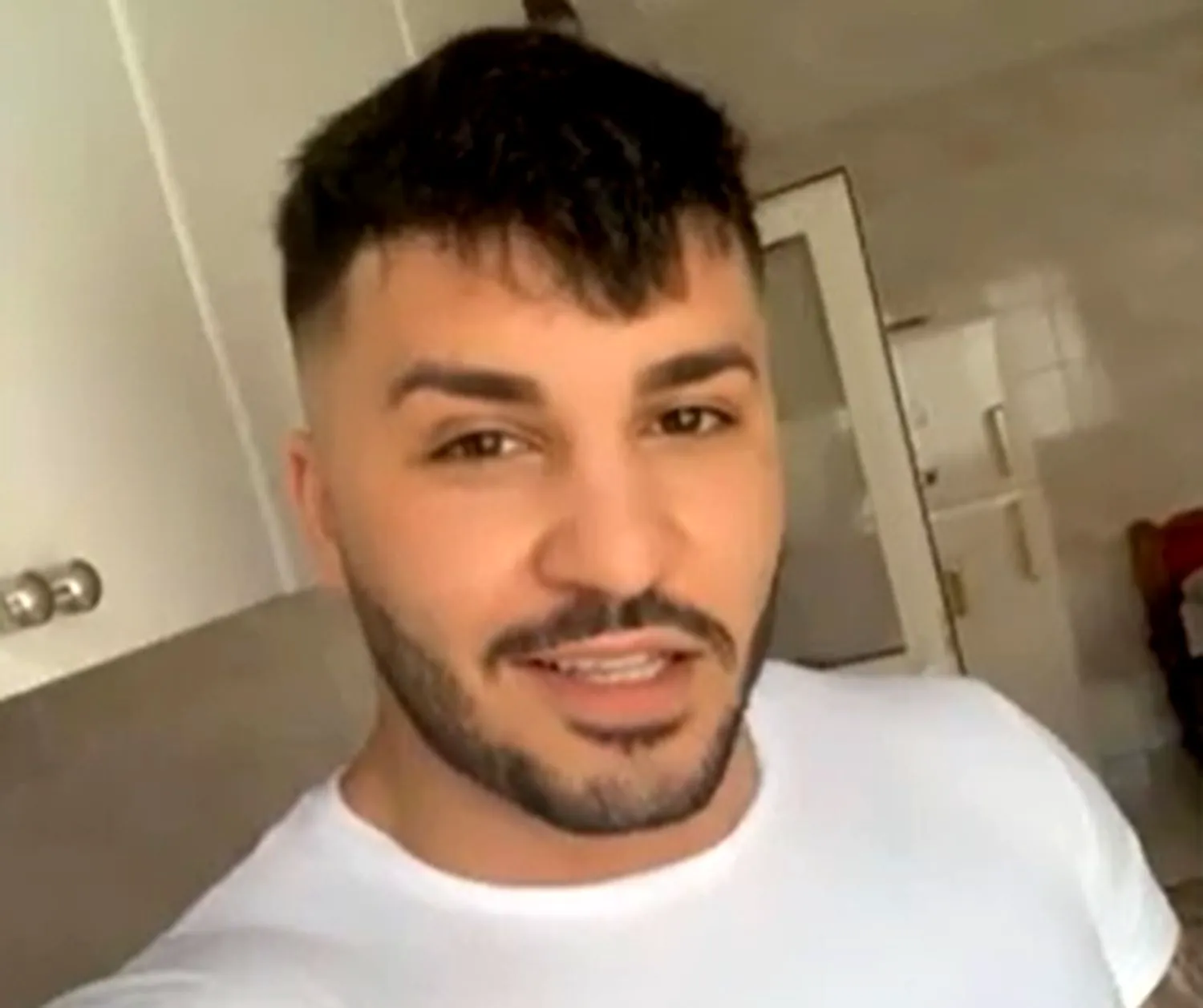 Fiul lui Sile Cămătaru explică de ce și-a snopit copilul de 12 ani în bătaie. Printre altele, și-a comandat vodcă