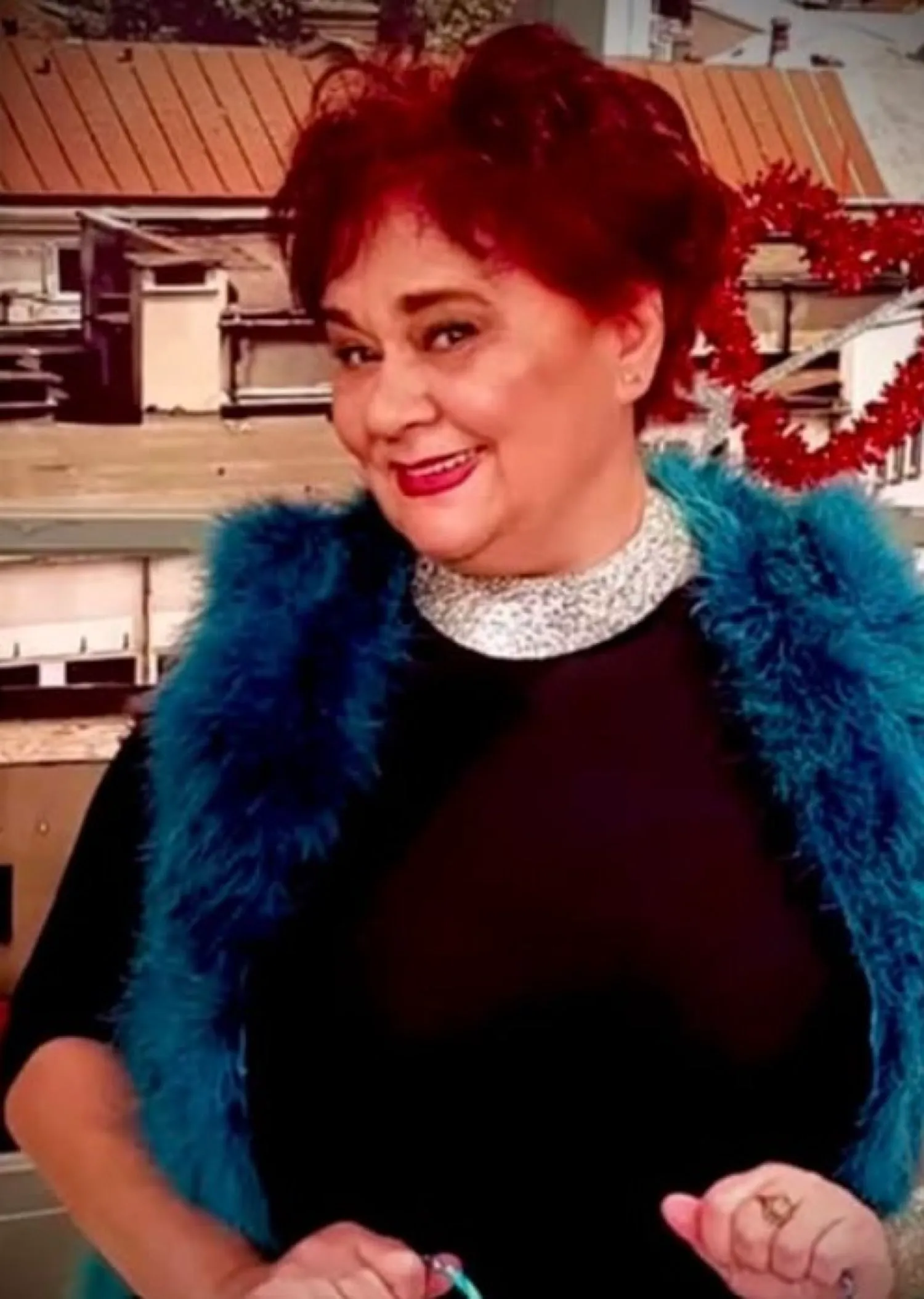 Minodora povestește cum și-a căutat soțul în urechi când s-a îndrăgostit de el. Prima întâlnire a fost un dezastru
