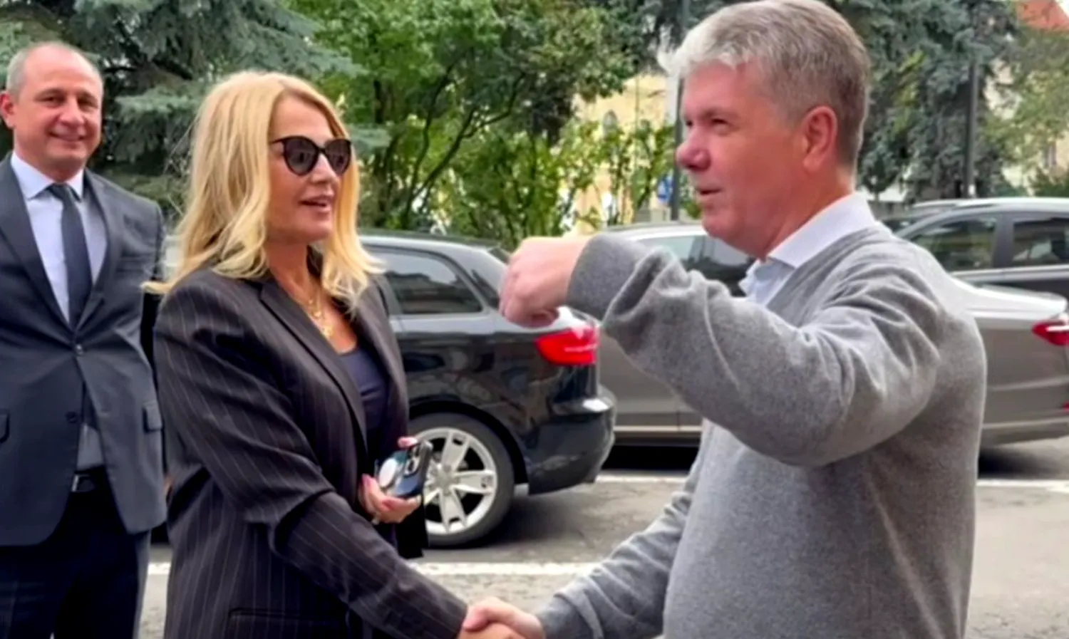Moment inedit în direct la Euronews. Nadia Comăneci a întrerupt știrile. Video