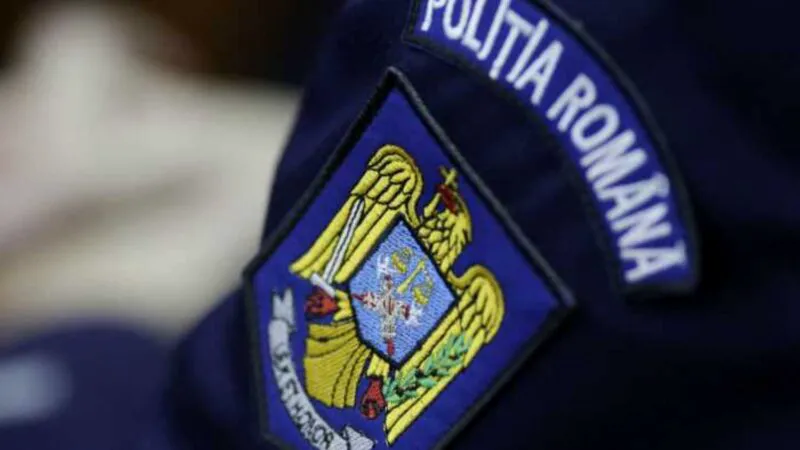 Eroină în pijamale. O polițistă din Prahova a salvat viața unui bebeluș, trezită noaptea de lătratul câinelui ei
