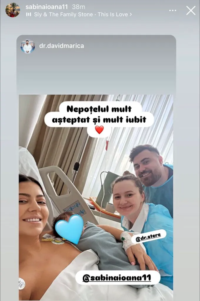 Gabi Bădălău are motive să alerge cu flori prin oraș. E vorba de persoana iubită