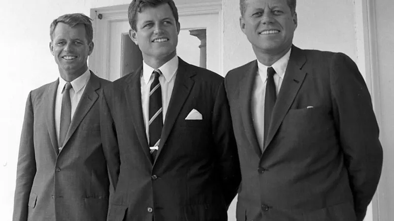 Secretele murdare ale lui Ted Kennedy ies la iveală: amante, mafie și o moarte ascunsă de FBI