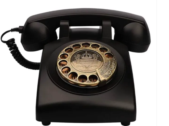 Bancul zilei. Sună telefonul Ia 2 noaptea. Alo, am nimerit unde trebuie? Finalul e genial!