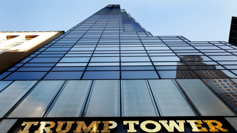 Nici Trump Tower din New York nu mai e ce-a fost: lux de milioane, probleme ca-n București!
