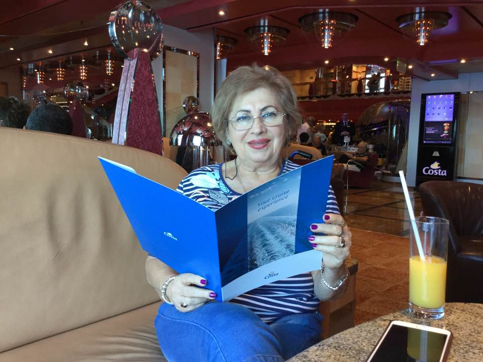 Proprietara unui hotel de lux de pe litoral a murit de spaimă. Soțul ei se afla la volan