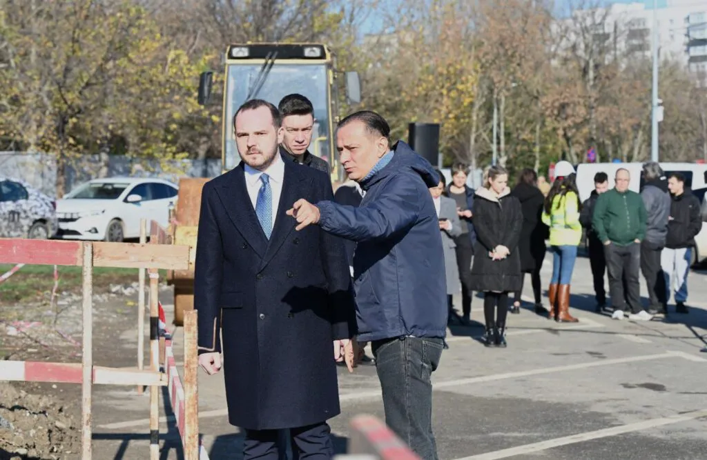 Daniel Băluță cu Alexandru Rogobete pe noul șantier