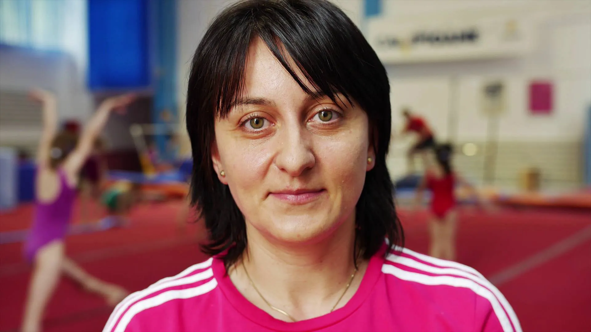Scandalul din gimnastica românească ajunge internațional. Un antrenor olandez face dezvăluiri șocante despre Camelia Voinea