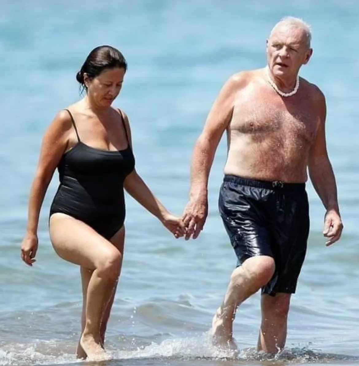Anthony Hopkins, acuzat de soție că are autism. Actorul răspunde fără filtru