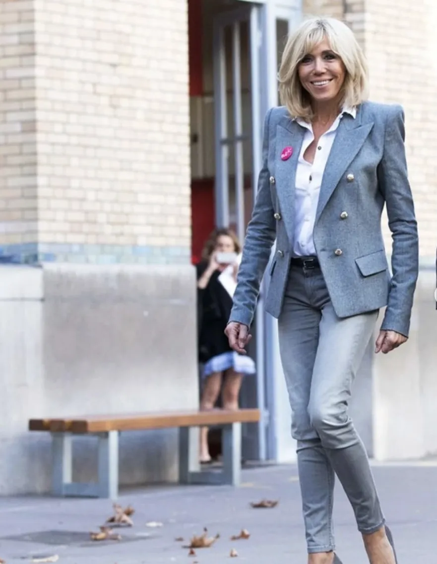 Brigitte Macron are anxietate când poartă pantaloni: „Este constant atacată” 