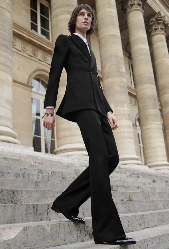 Exclusiv: Fiul unui europarlamentar român i-a dat mâna de ajutor lui Adrien Brody pentru Oscarul câștigat cu „The Brutalist”