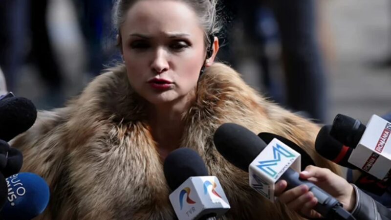 Amalia Bellantoni, de la stewardesă și concurent la „Chefi la cuțite” la agresoare plasată în arest la domiciliu. „Sunt o victimă a sistemului”