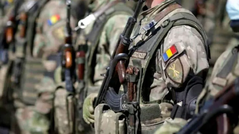 Un tânăr, dorind să-l mituiască pe doctor pentru a scăpa de armată, își bagă în fund un sul de bancnote. Leșini de râs ce urmează