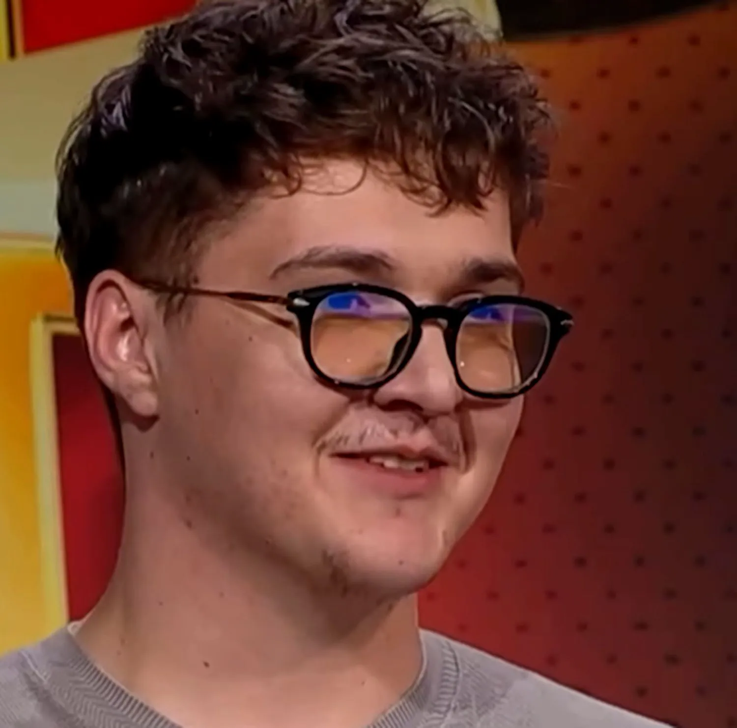 Cum au adus frații Tate carne de balenă în România și ce au făcut cu ea