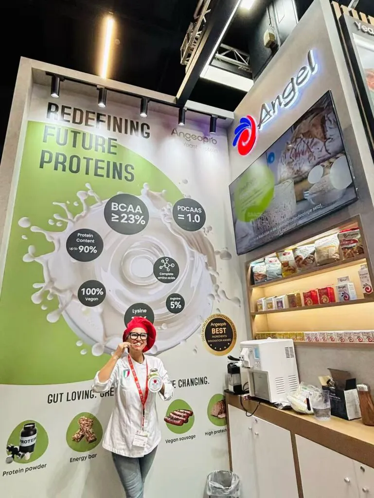 După ce a cucerit Italia, Chef Dorina Burlacu strălucește la cel mai mare congres de gastronomie din lume