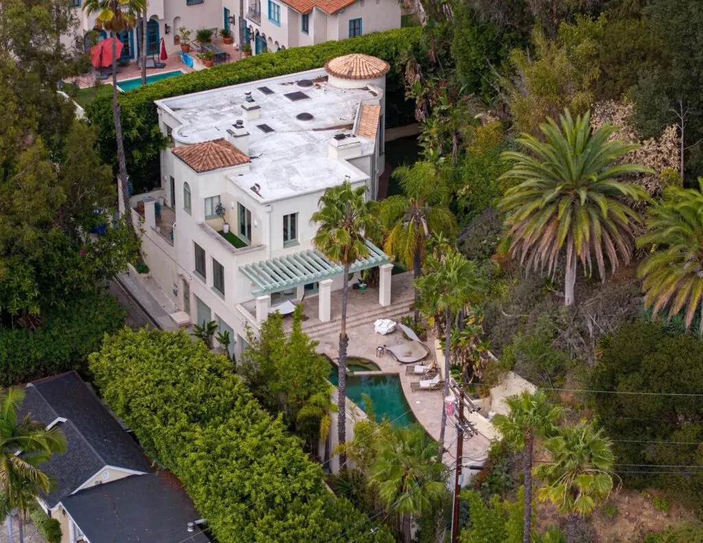 Straniul caz al copilei moarte, găsite în Tesla rapperului D4vd. Anchetatorii au descoperit noi detalii înfiorătoare