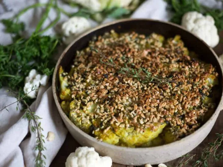 Rețeta care vă cucerește. Conopidă nemțească în crustă de caju și curry