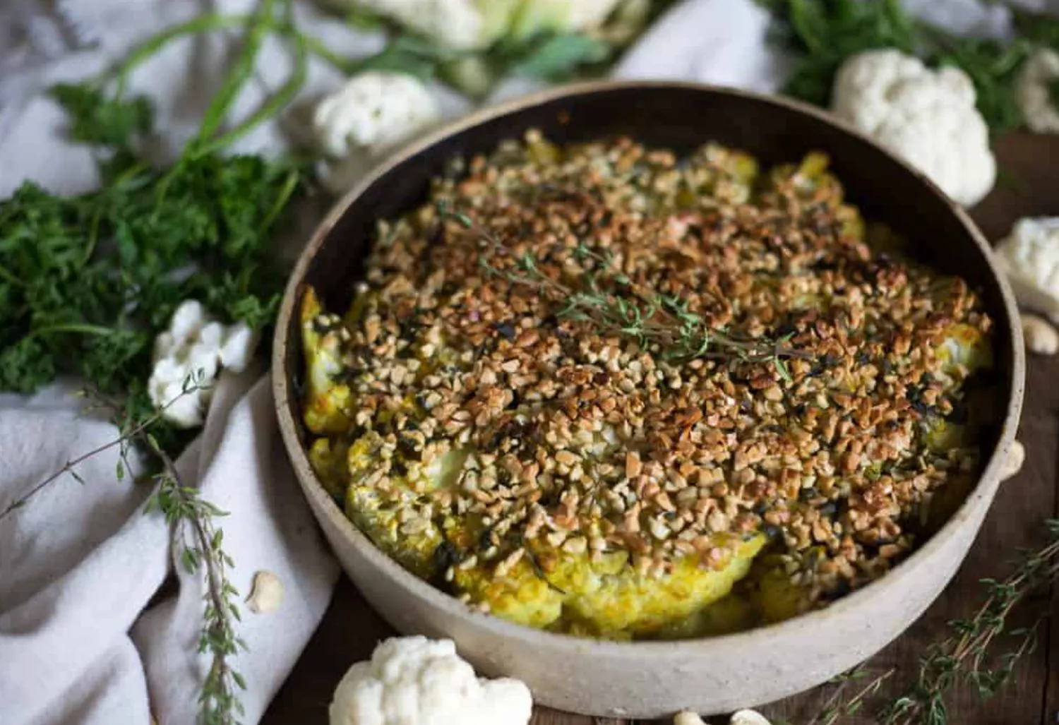 Rețeta care vă cucerește. Conopidă nemțească în crustă de caju și curry