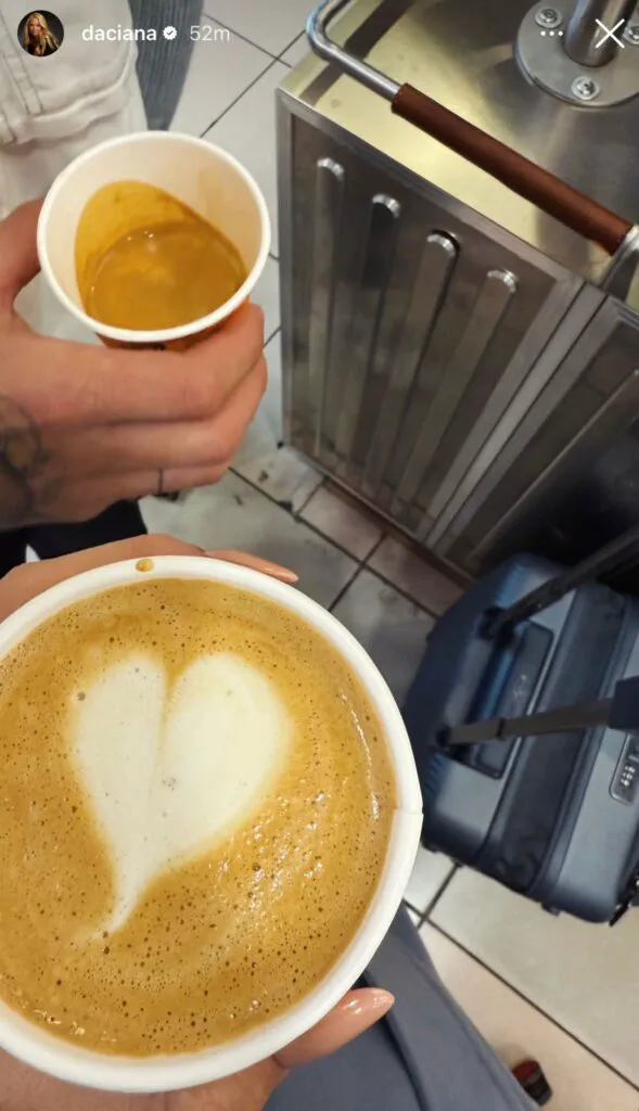 Daciana Sârbu incită lumea cu noul iubit. Au plecat departe