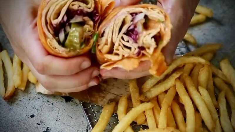 Kebab de pui făcut în casă: o rețetă practică și plină de savoare