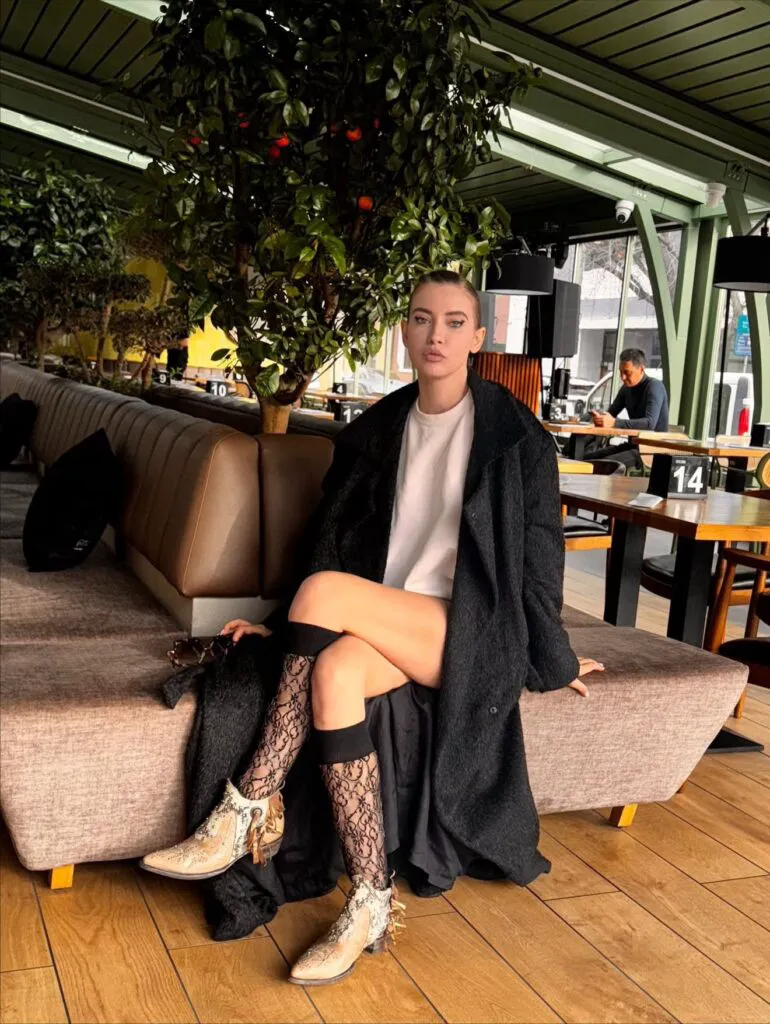 Iulia Albu a pierdut multe-multe kilograme și e de nerecunoscut. Este asaltată cu întrebări