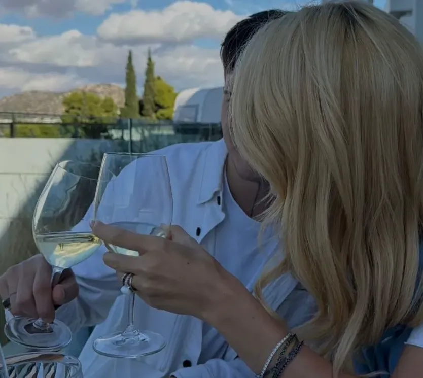 Daciana Sârbu, o nouă victimă pentru iubițelul tinerel. Bărbatul se pare că are și probleme cu legea