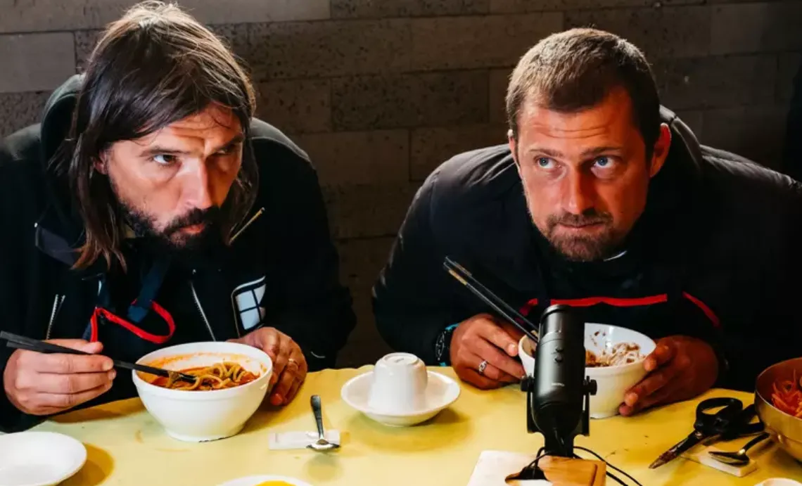 Fotbaliștii și actorii, finaliștii Asia Express. „Ăștia au fost la vrăjitoare în Coreea”