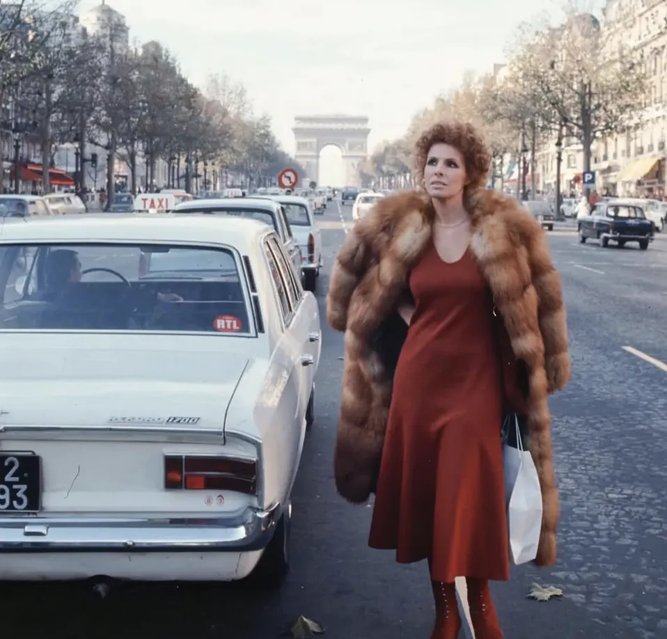 S-a stins steaua Italiei. Legendara artistă a fost incinerată în costum Dior