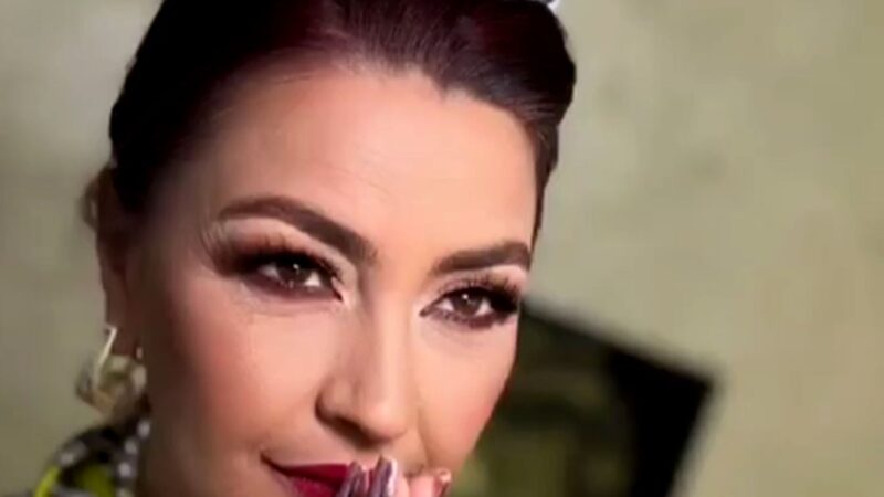 Sumayla, fiica regretatei artiste Rona Hartner, își construiește visul pas cu pas. Mama ar fi tare mândră de ea