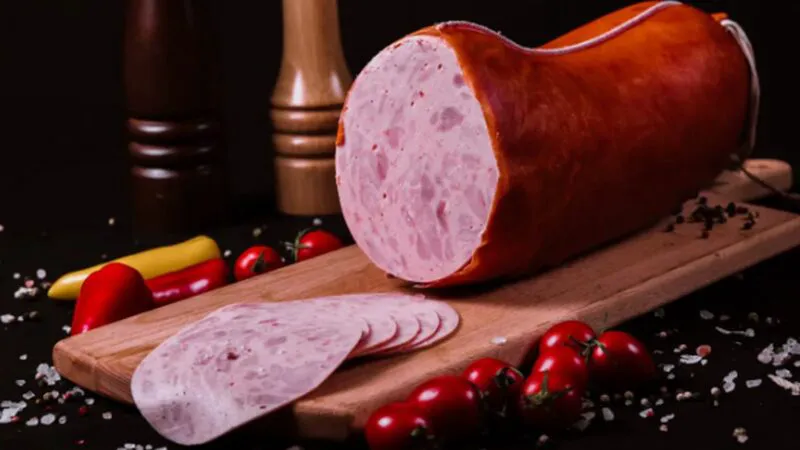 Soția unui programator îl trimite la alimentară. Cumpără și tu un salam și dacă are și ouă, ia 10