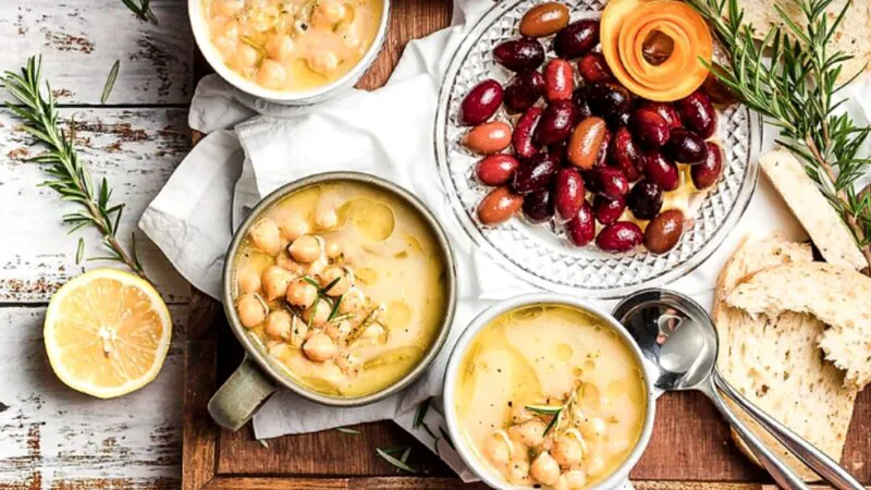 Supa grecească pentru Postul Crăciunului. Rețeta e perfectă și pentru cei care vor să mănânce sănătos