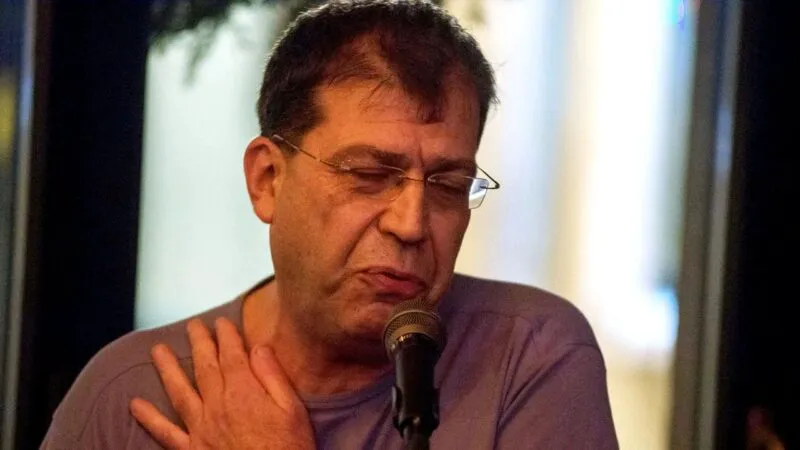 Artan și trupa „Timpuri Noi”, o istorie cu Ceaușescu care le-a interzis cântările. Securitatea i-a băgat în anchetă