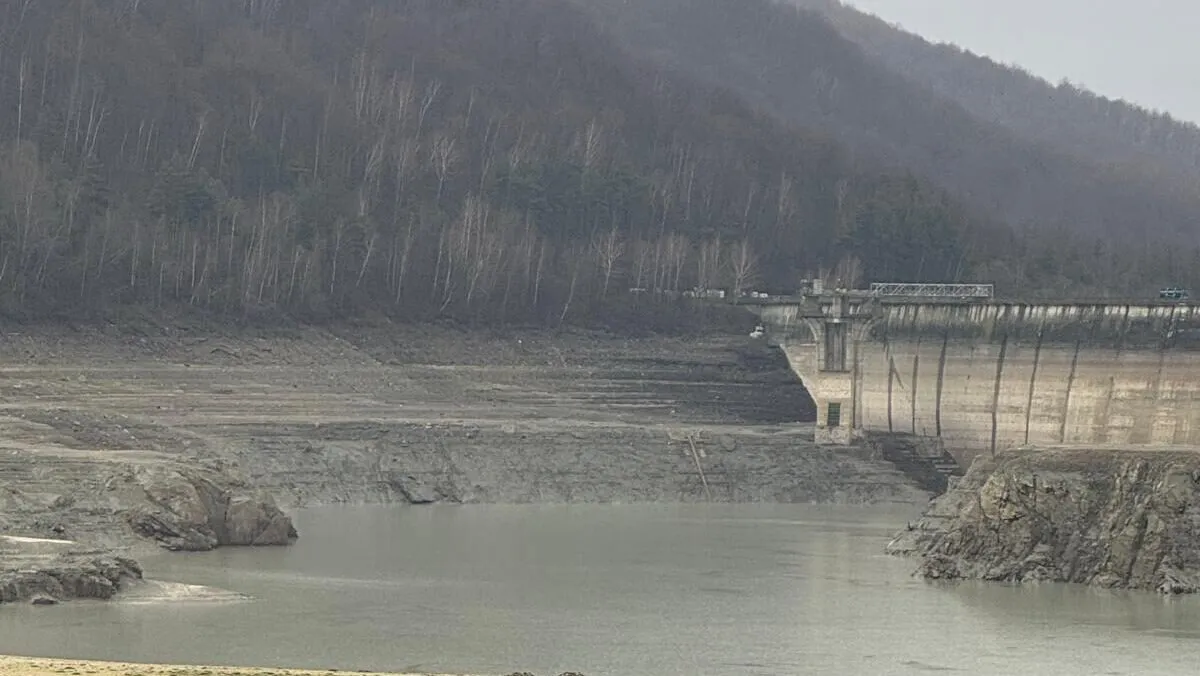 Dan Andronic o acuză pe Diana Buzoianu de minciună în cazul celor 130.000 de oameni lăsați fără apă