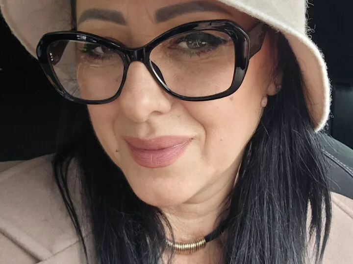 Jurnalista Maria Staicu semnalează o practică gravă în presă: Ștergerea numelui autorului unui articol