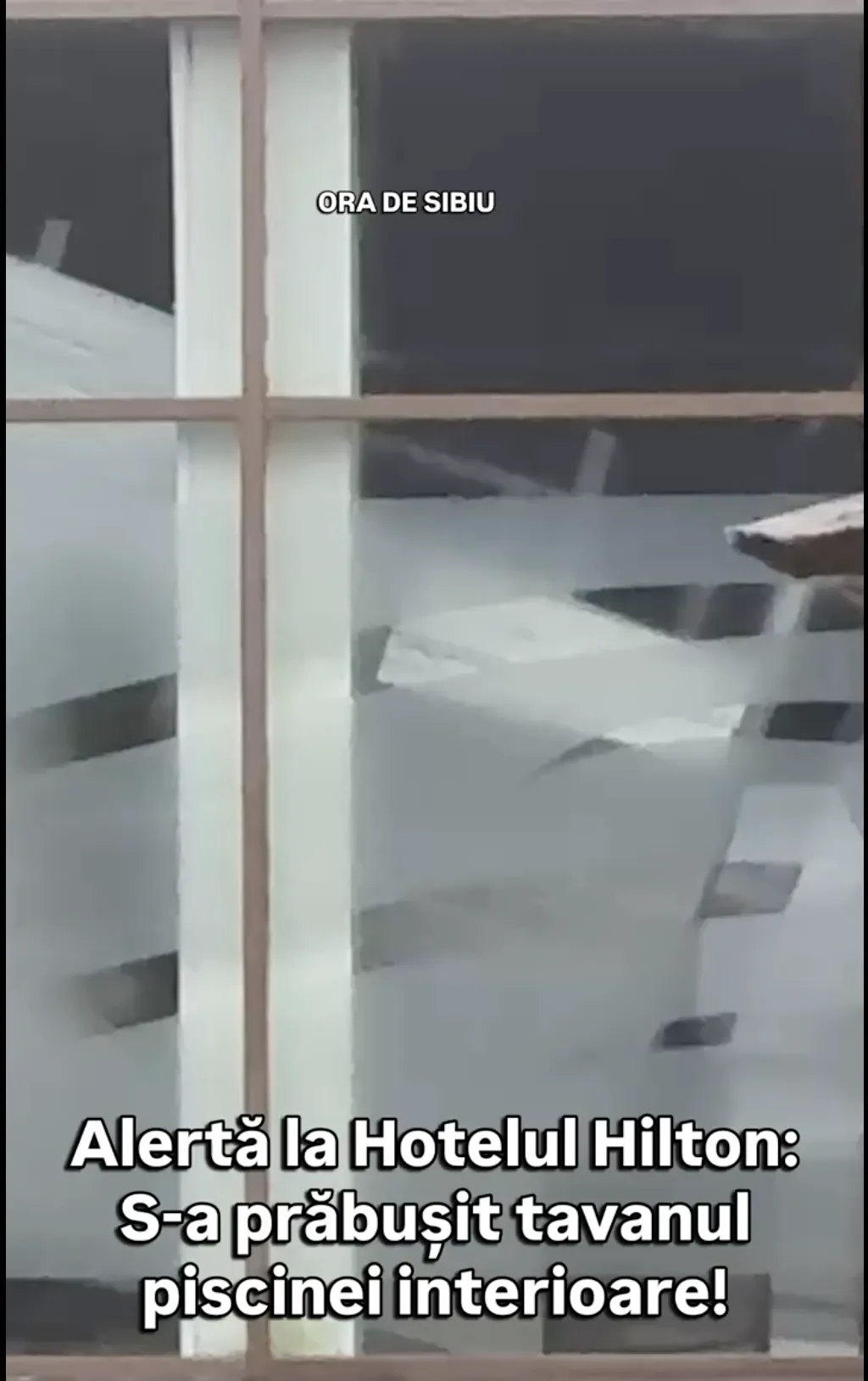 S-a prăbușit tavanul peste oameni într-o piscină a unui hotel din Sibiu. S-au chemat scafandrii