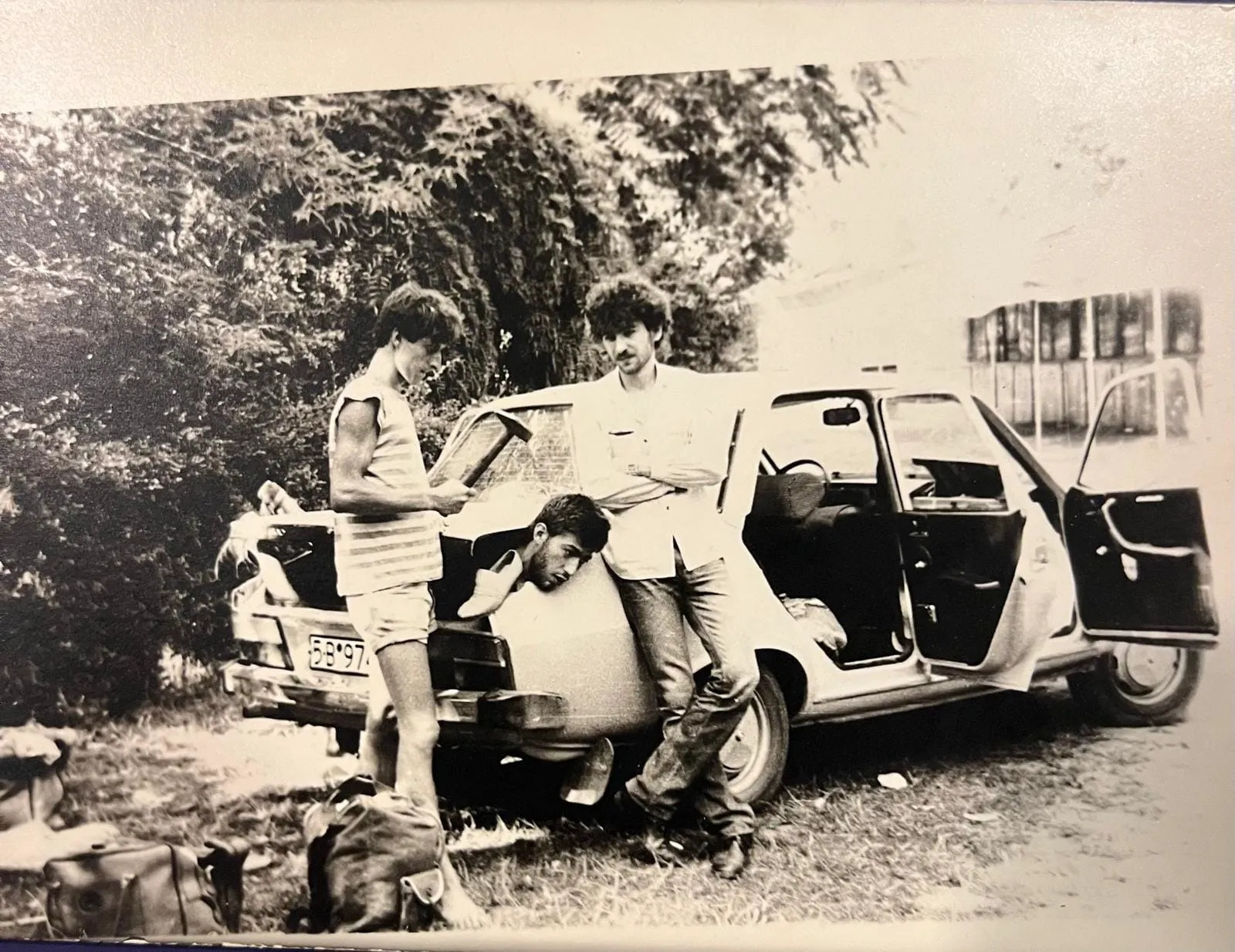 Artan și trupa „Timpuri Noi”, o istorie cu Ceaușescu care le-a interzis cântările. Securitatea i-a băgat în anchetă