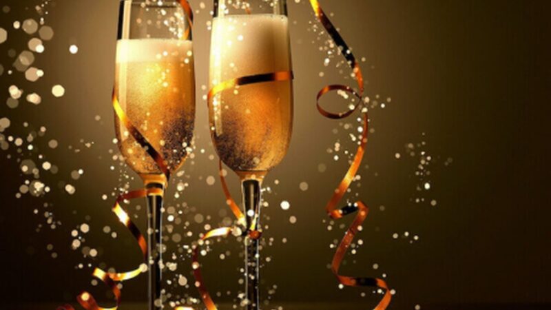 Tradiții necunoscute de Revelion și 1 ianuarie. De ce să aruncați o monedă în râu și să puneți trei cartofi sub pat