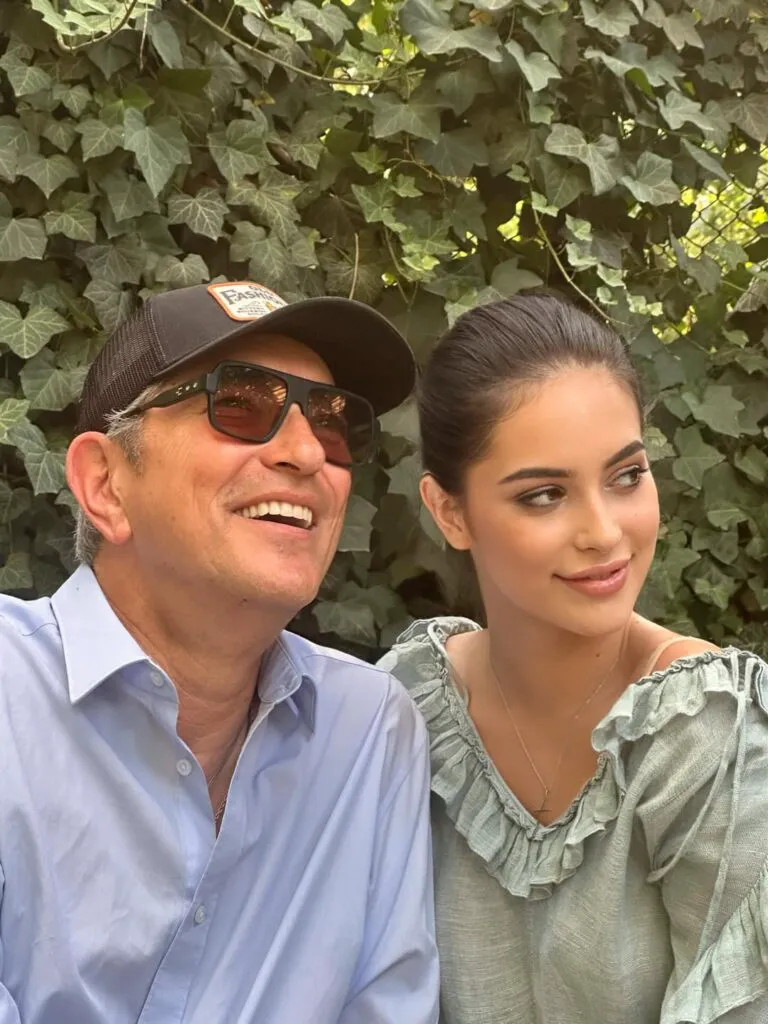 Primele imagini cu Andrei Zaharescu după mai bine de zece ani. Fostul soț al Andreei Berecleanu a fost în Africa