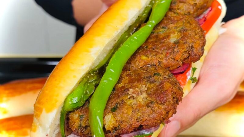 Meniu de post complet și sățios: Sandwich cu chiftele de linte