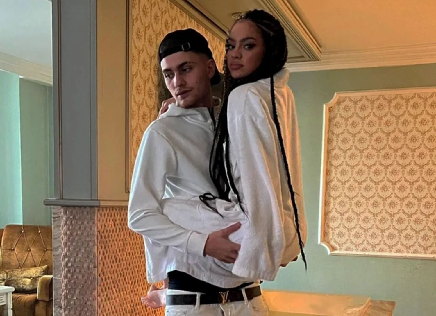 Mario Mutu, prins în mrejele vieții mondene din Italia. Fiul lui Adrian Mutu, schimbare frapantă în doi ani